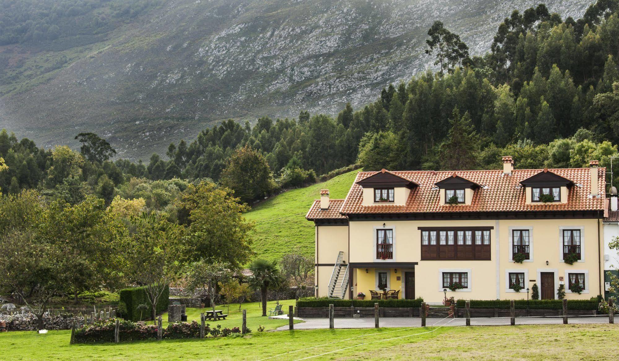 Hotel Casa De Aldea El Frade